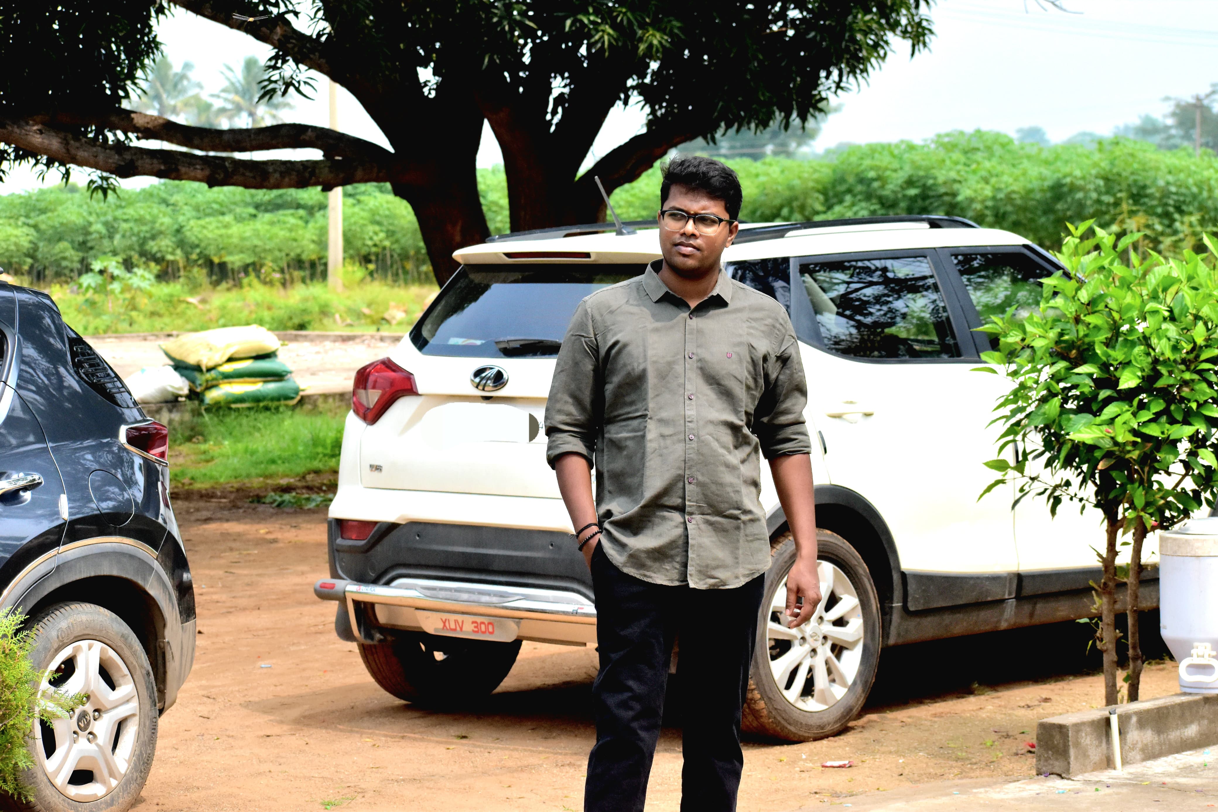 Vibhananthan M
