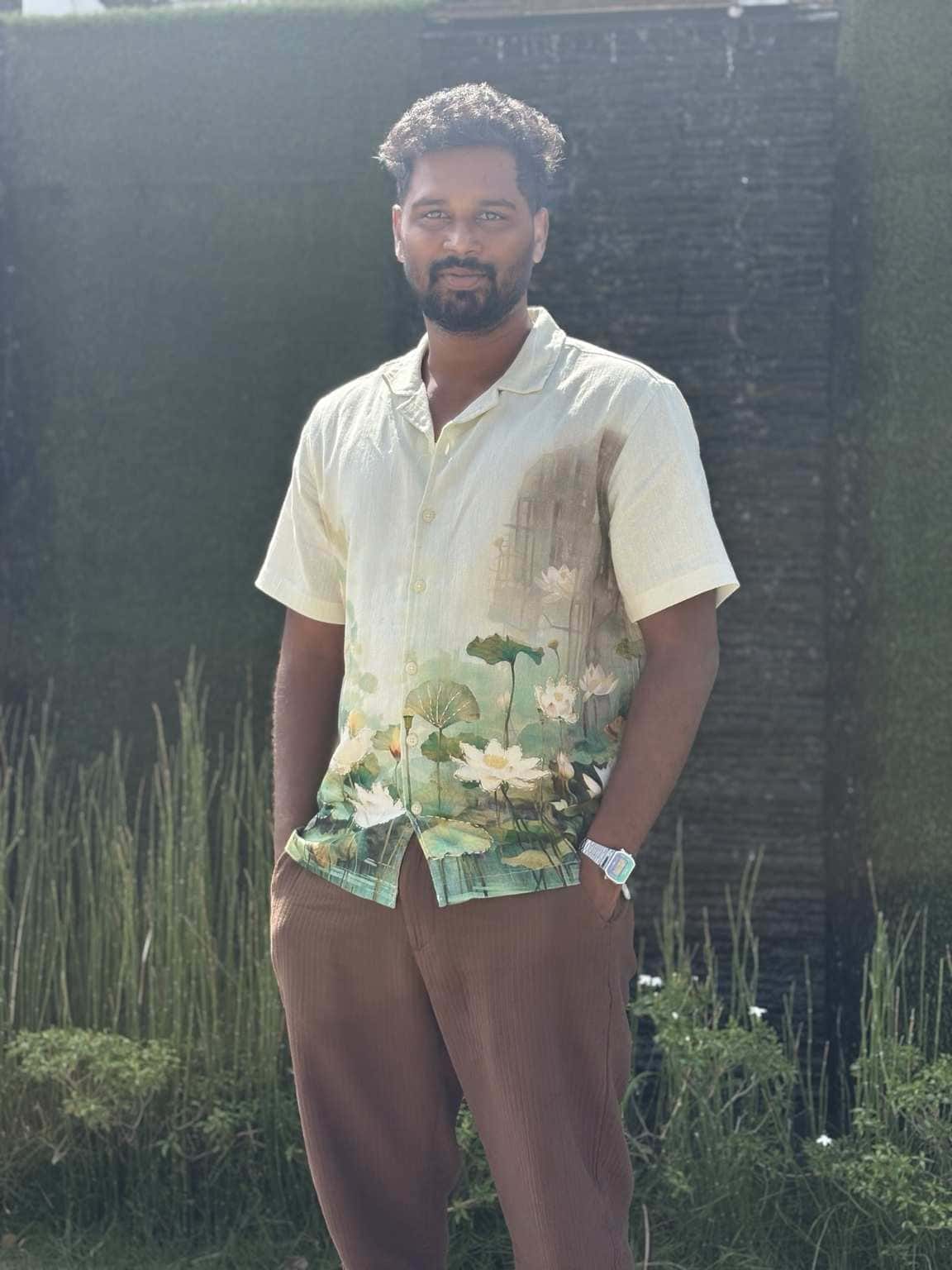 Praveenkumar R